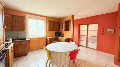 Maison - 200 m² - 5 pièces