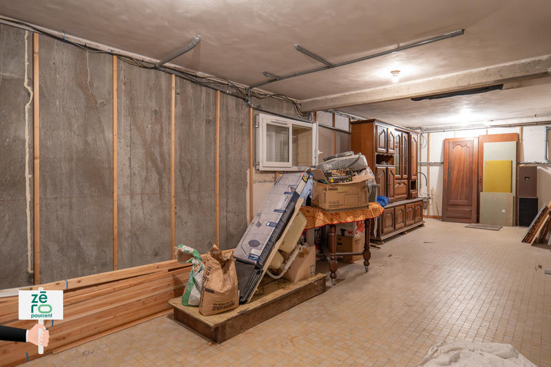 Maison - 238 m² - 10 pièces