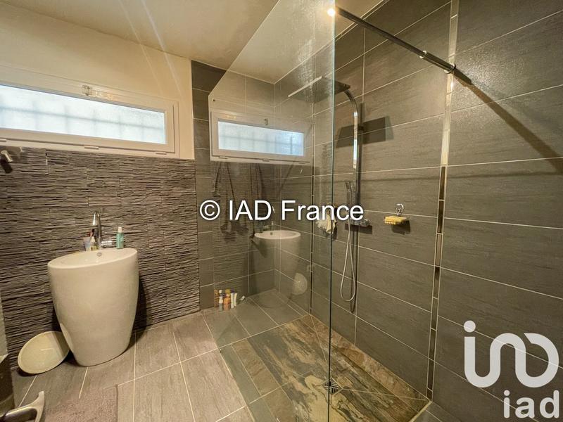 Maison - 189 m² - 7 pièces