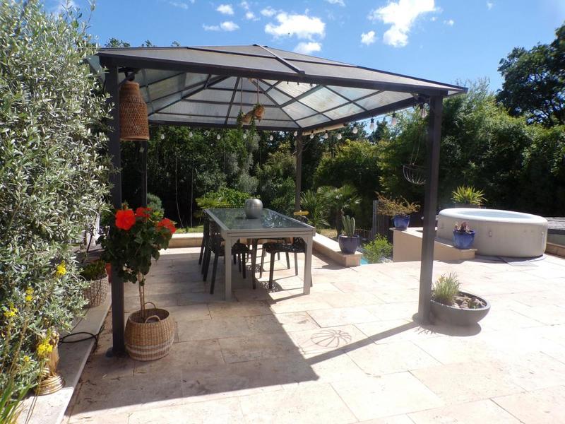 Maison - 181 m² - 7 pièces