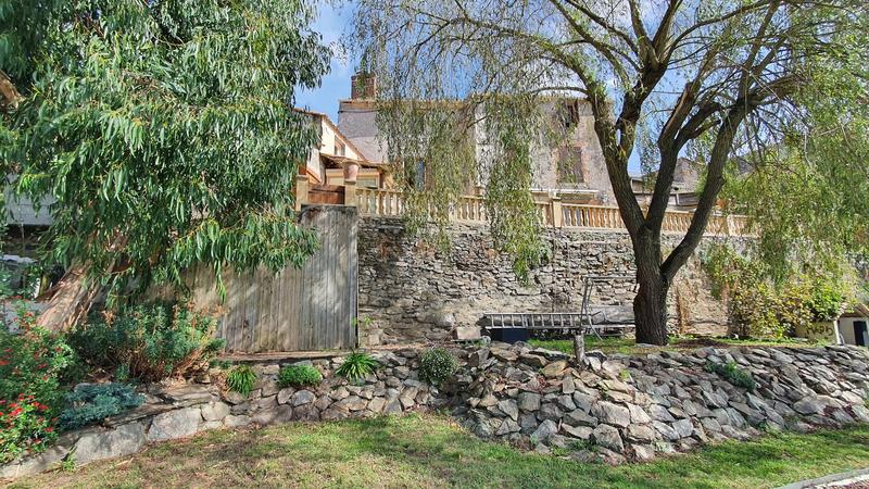 Maison - 232 m² - 14 pièces