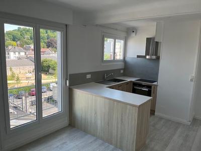 Appartement - 79 m² - 3 pièces