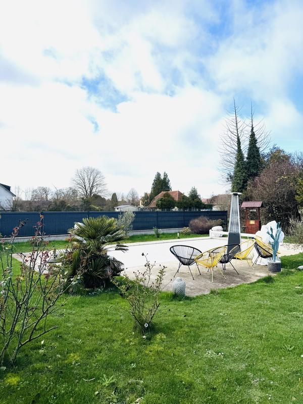 Maison - 140 m² - 7 pièces