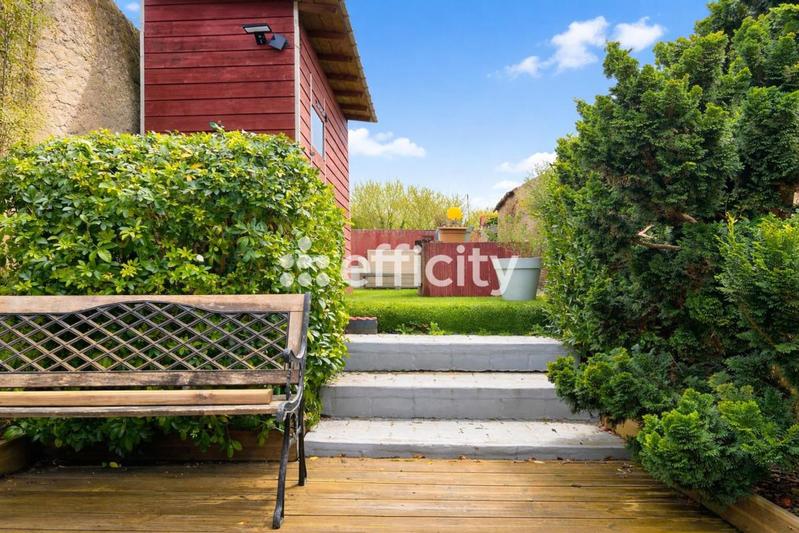 Maison - 133 m² - 6 pièces