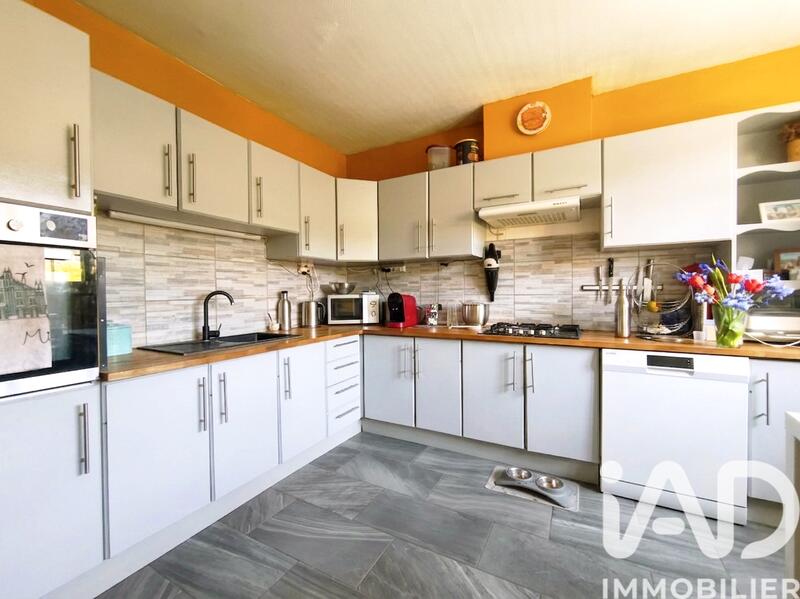 Maison - 135 m² - 7 pièces