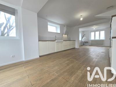 Maison de ville - 138 m² - 5 pièces