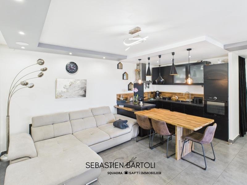 Appartement - 60 m² - 3 pièces