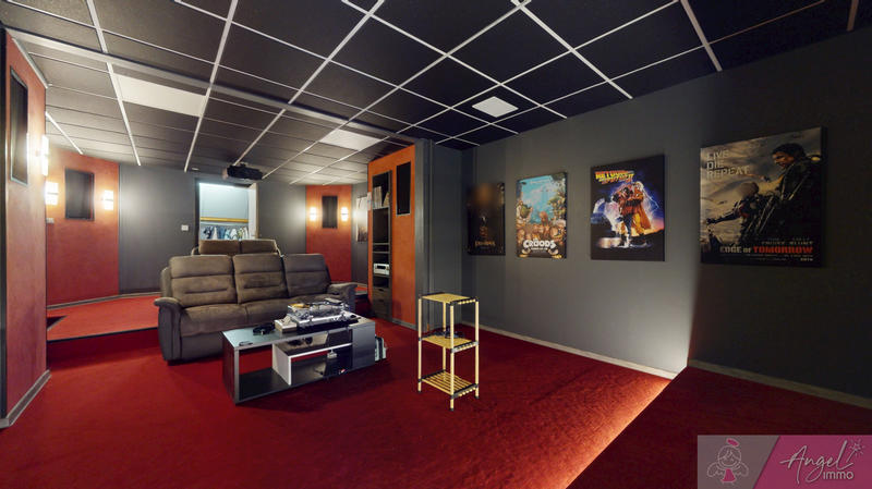 Maison - 476 m² - 10 pièces