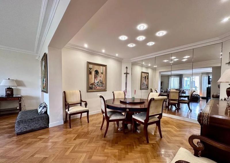 Appartement - 130 m² - 3 pièces