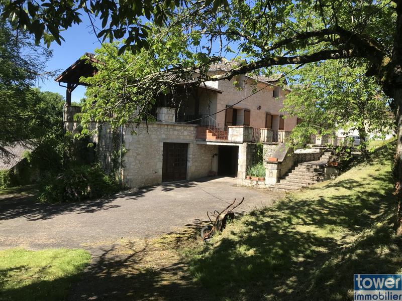 Maison - 170 m² - 7 pièces