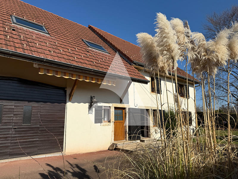 Maison - 189 m² - 7 pièces