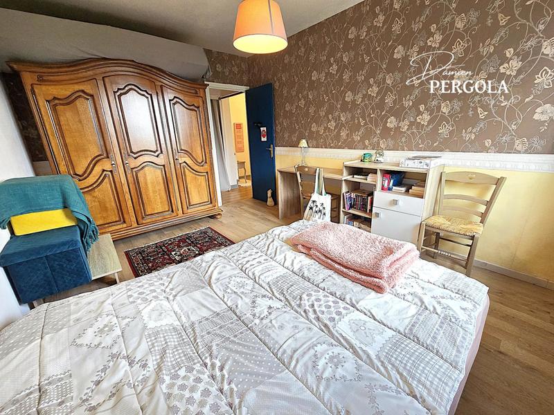 Maison - 150 m² - 7 pièces