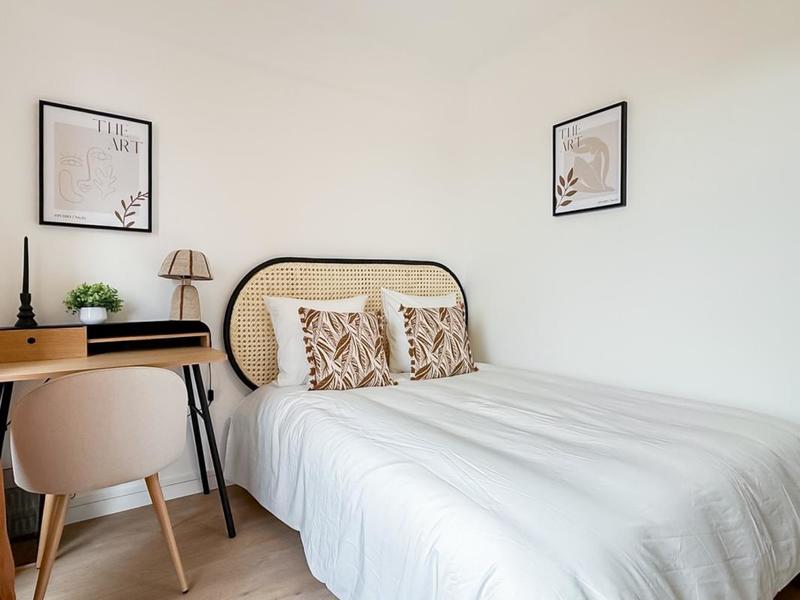 Chambre - 9 m² - 1 pièce