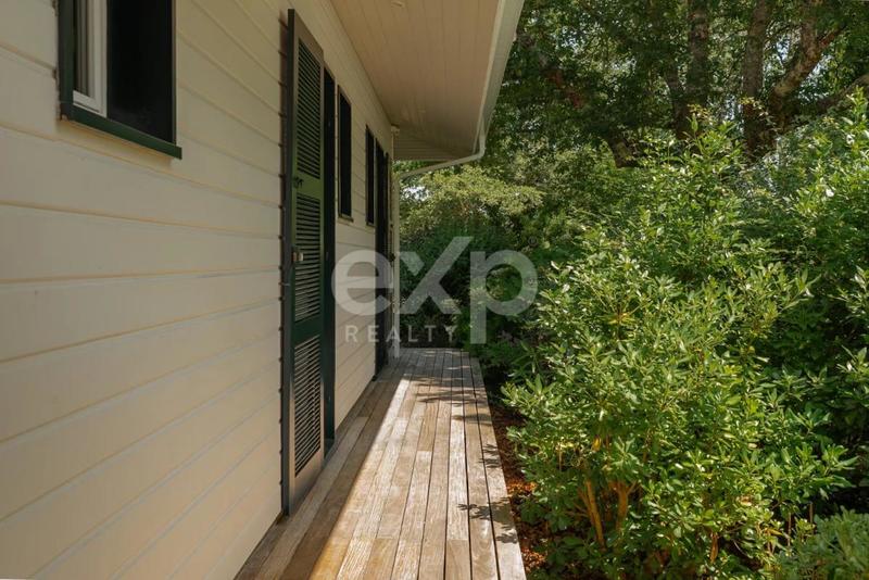 Propriété - 220 m² - 8 pièces