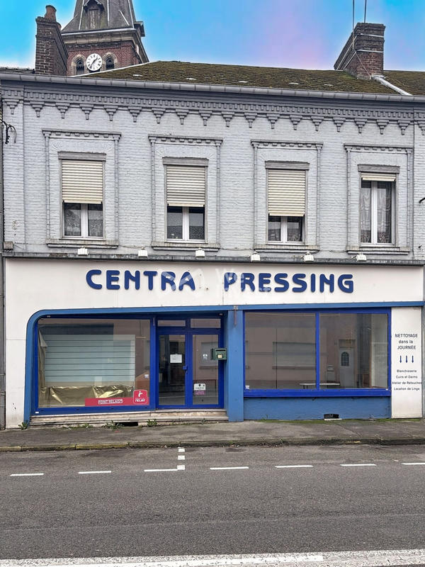 Maison - 170 m² - 9 pièces