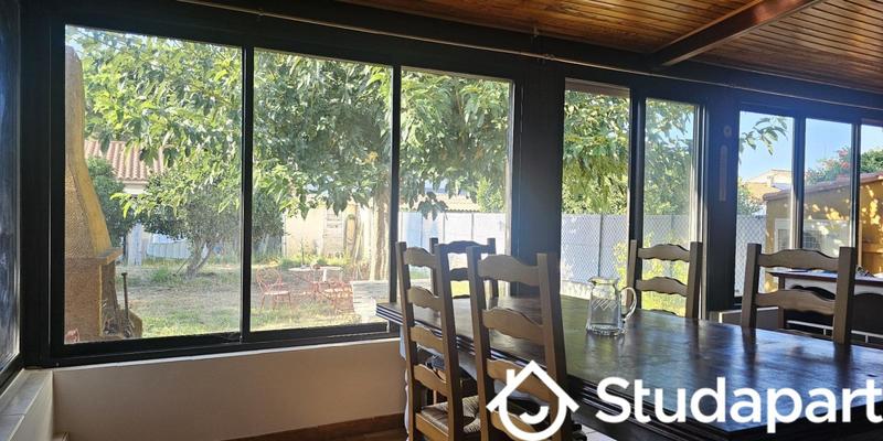 Chambre - 11 m² - 1 pièce