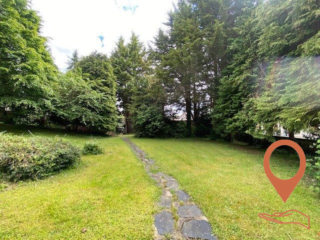 Maison - 533 m² - 13 pièces