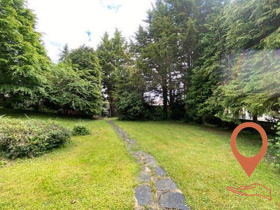 Maison - 533 m² - 13 pièces