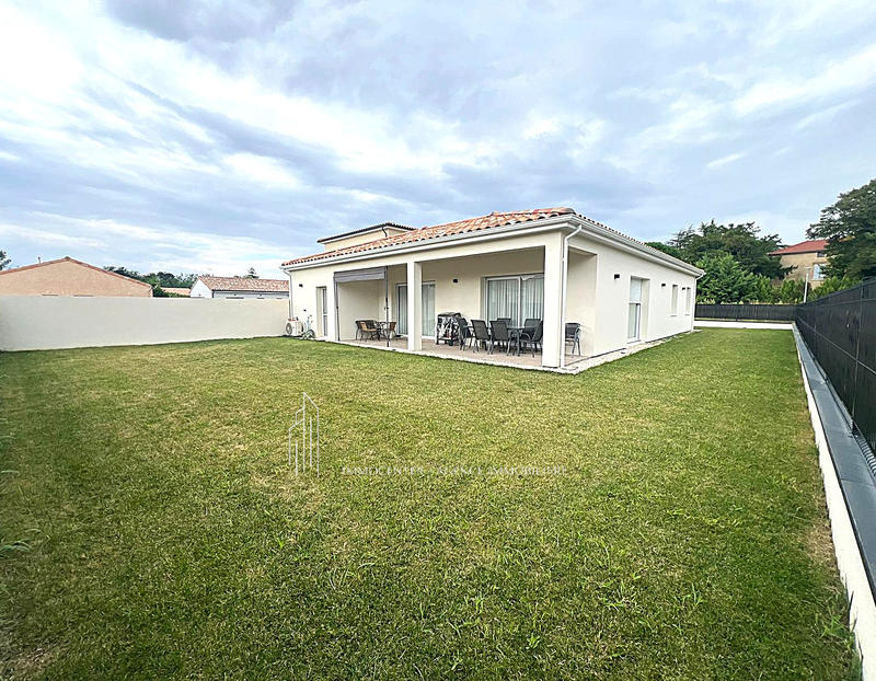 Villa - 113 m² - 4 pièces