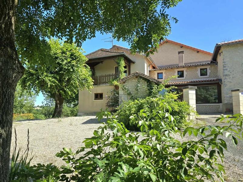 Maison - 129 m² - 6 pièces