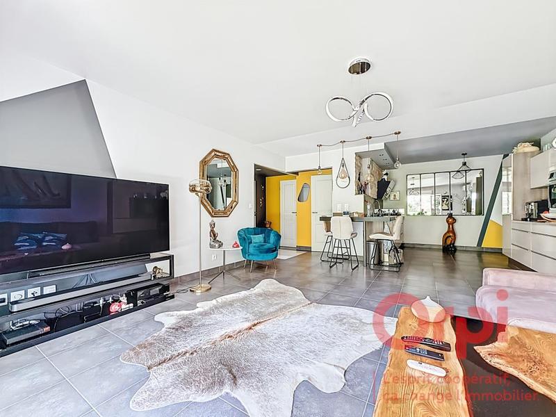 Appartement - 75 m² - 3 pièces