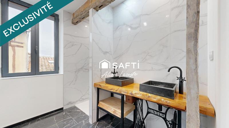 Maison - 210 m² - 7 pièces