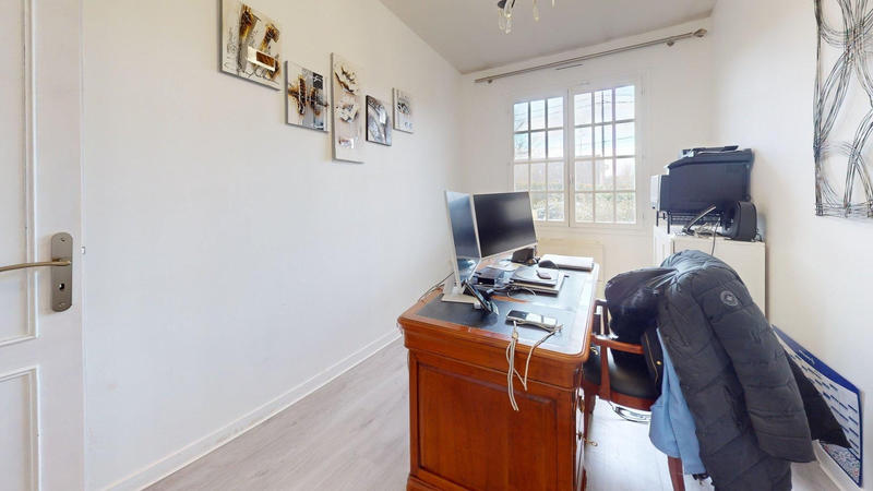 Maison - 85 m² - 5 pièces