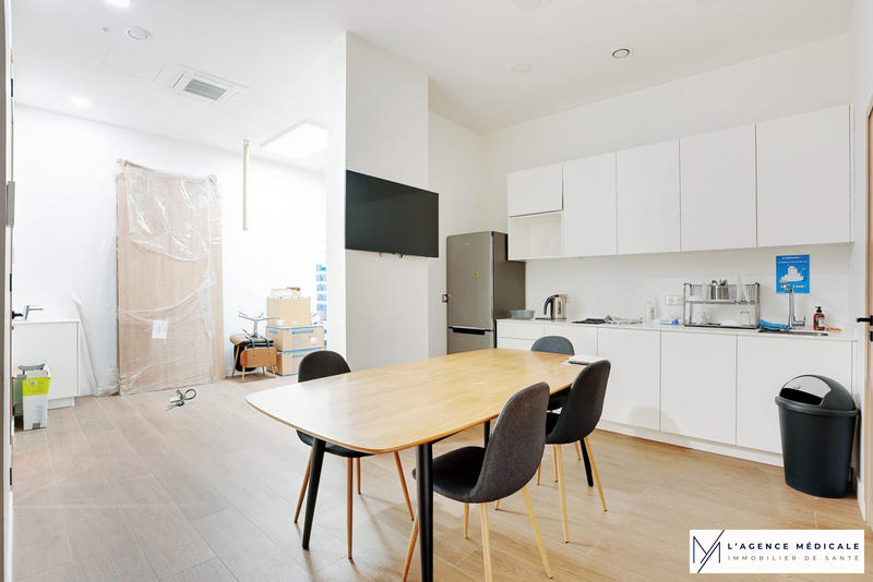 Local commercial - 250 m²