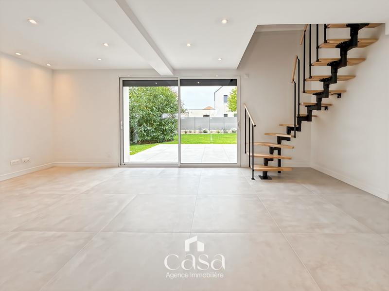 Maison traditionnelle - 101 m² - 5 pièces