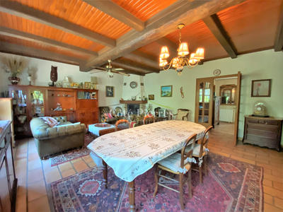 Maison - 165 m² - 6 pièces