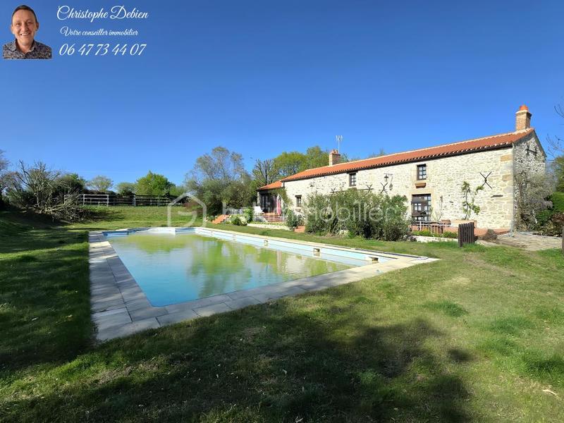 Longère - 200 m² - 7 pièces