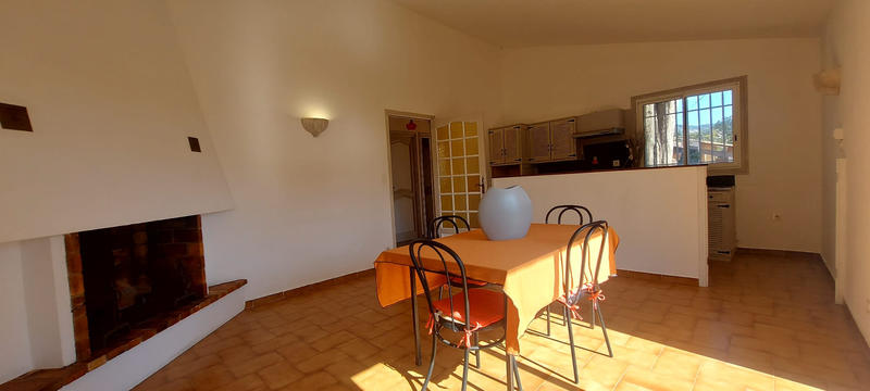 Maison - 206 m² - 7 pièces