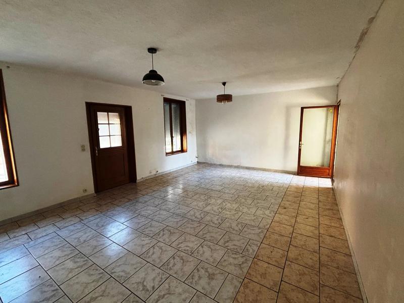 Maison - 104 m² - 6 pièces