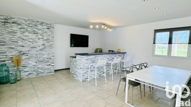 Maison - 200 m² - 4 pièces