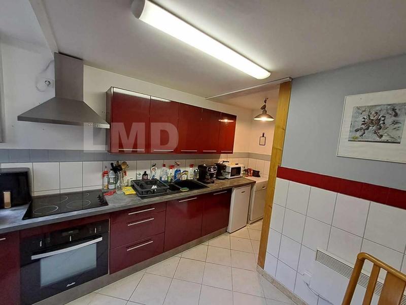 Appartement - 75 m² - 4 pièces