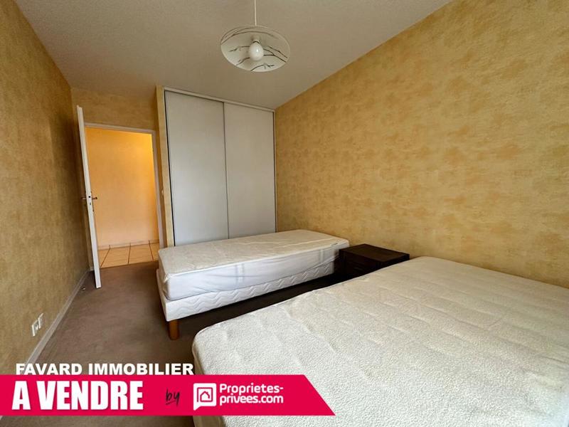 Appartement - 100 m² - 4 pièces