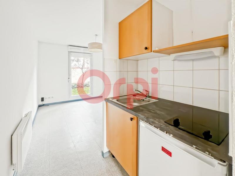 Studio - 18 m² - 1 pièce