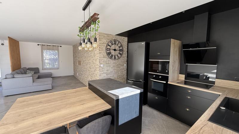 Maison contemporaine - 99 m² - 4 pièces