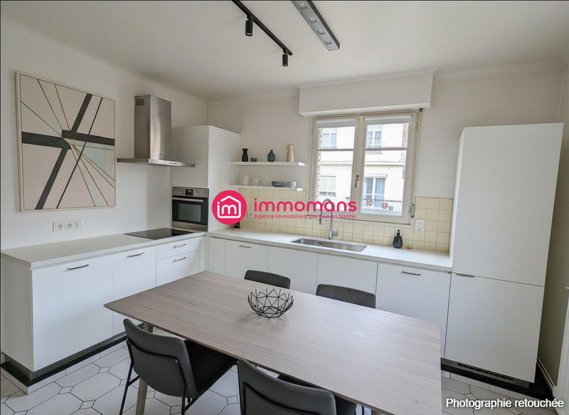 Maison traditionnelle - 147 m² - 7 pièces