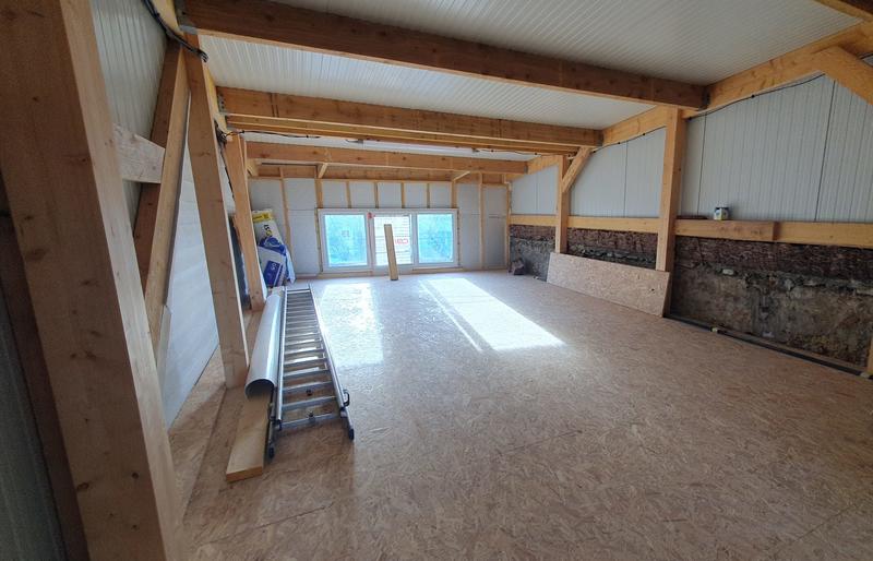 Local d'activités - 137 m²