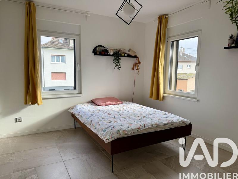 Maison - 214 m² - 7 pièces