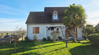 Maison - 94 m² - 4 pièces