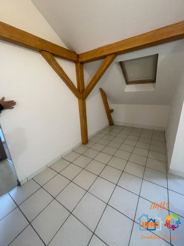 Appartement - 99 m² - 4 pièces