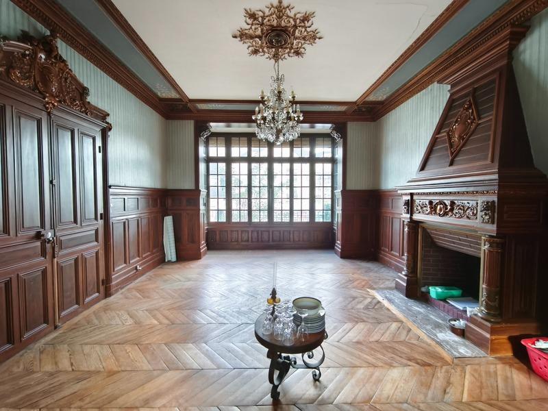 Villa - 232 m² - 9 pièces