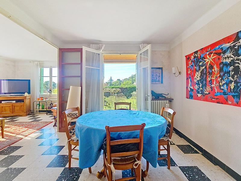 Maison - 150 m² - 8 pièces