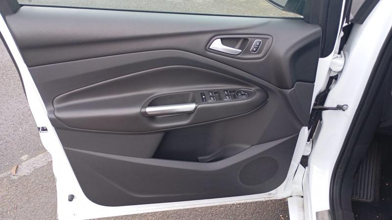 Ford Kuga II 1.5 TDCi 120 4x2 St-Line