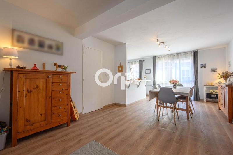 Appartement - 80 m² - 3 pièces