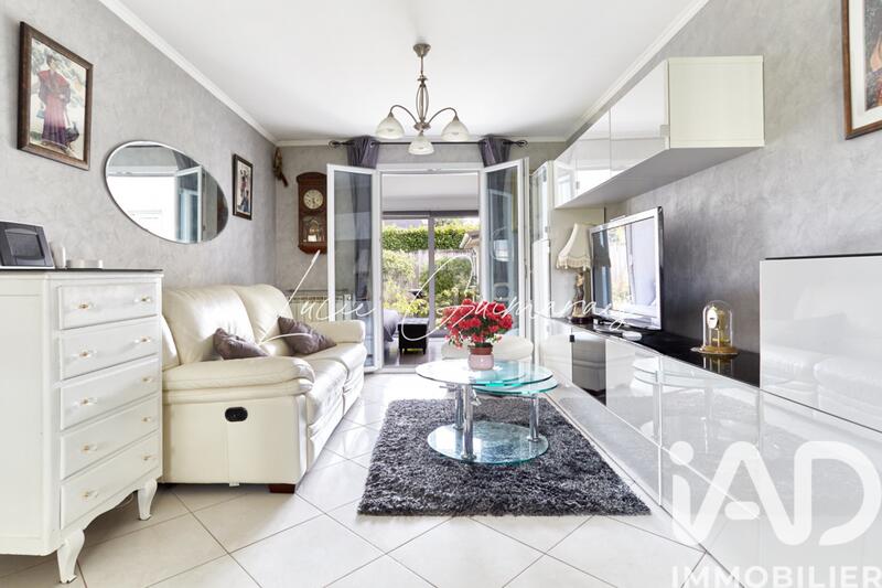 Maison - 99 m² - 6 pièces