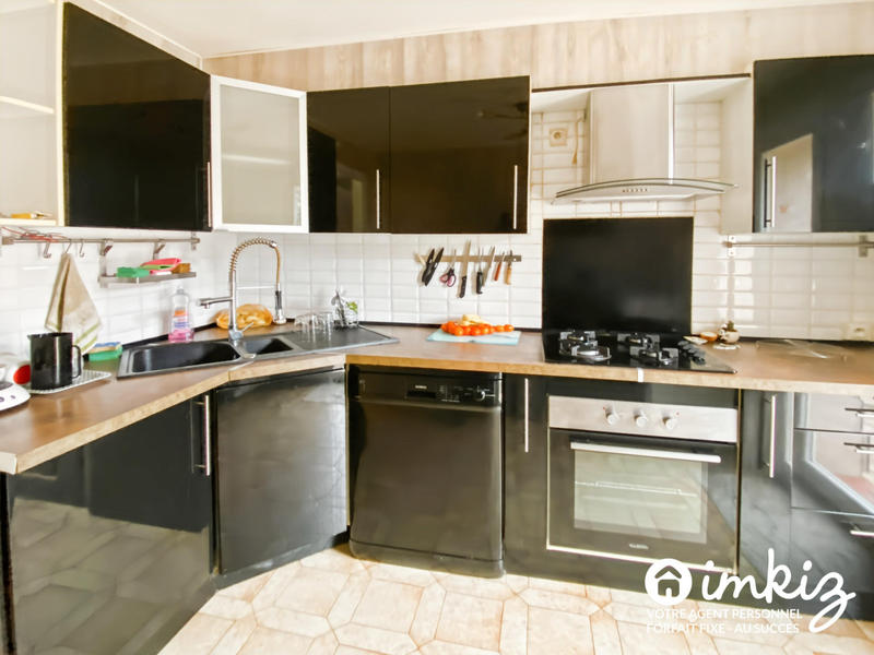 Maison - 94 m² - 4 pièces