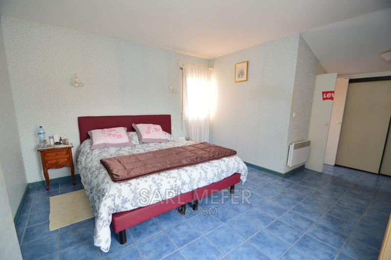 Maison - 232 m² - 7 pièces